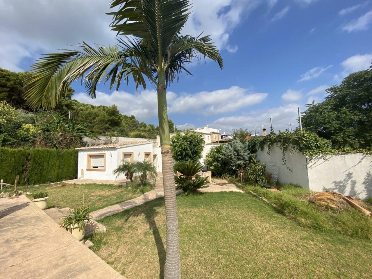 Villa for Sale in Oliva