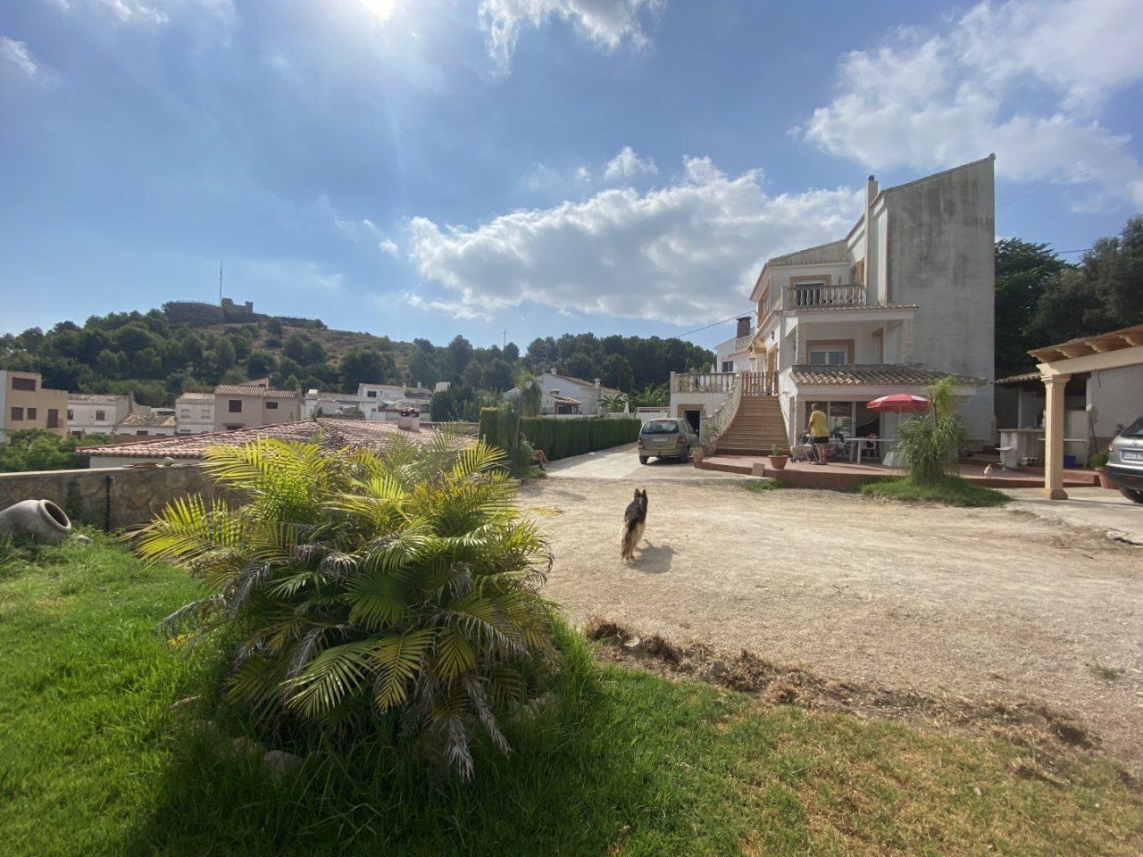 Villa for Sale in Oliva