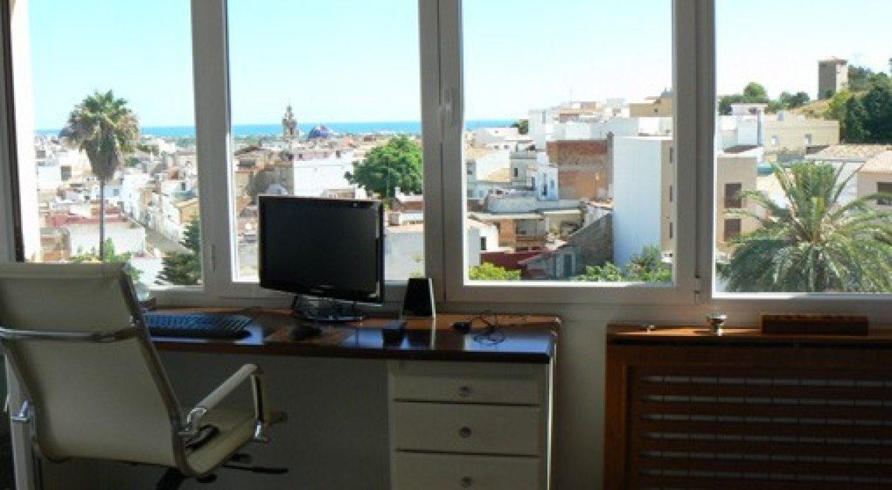 Villa for Sale in Oliva