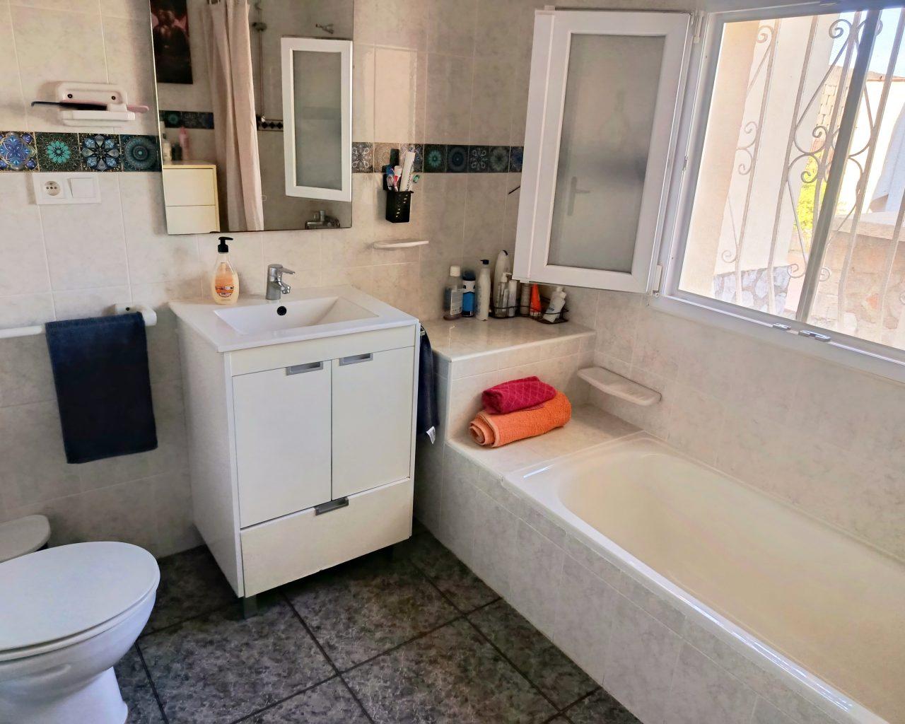 Villa en Venta en Oliva