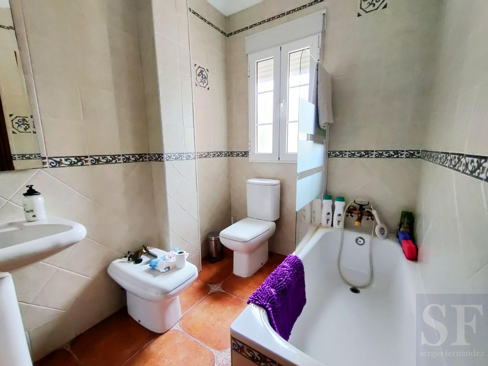 Villa for Sale in Canillas de Albaida