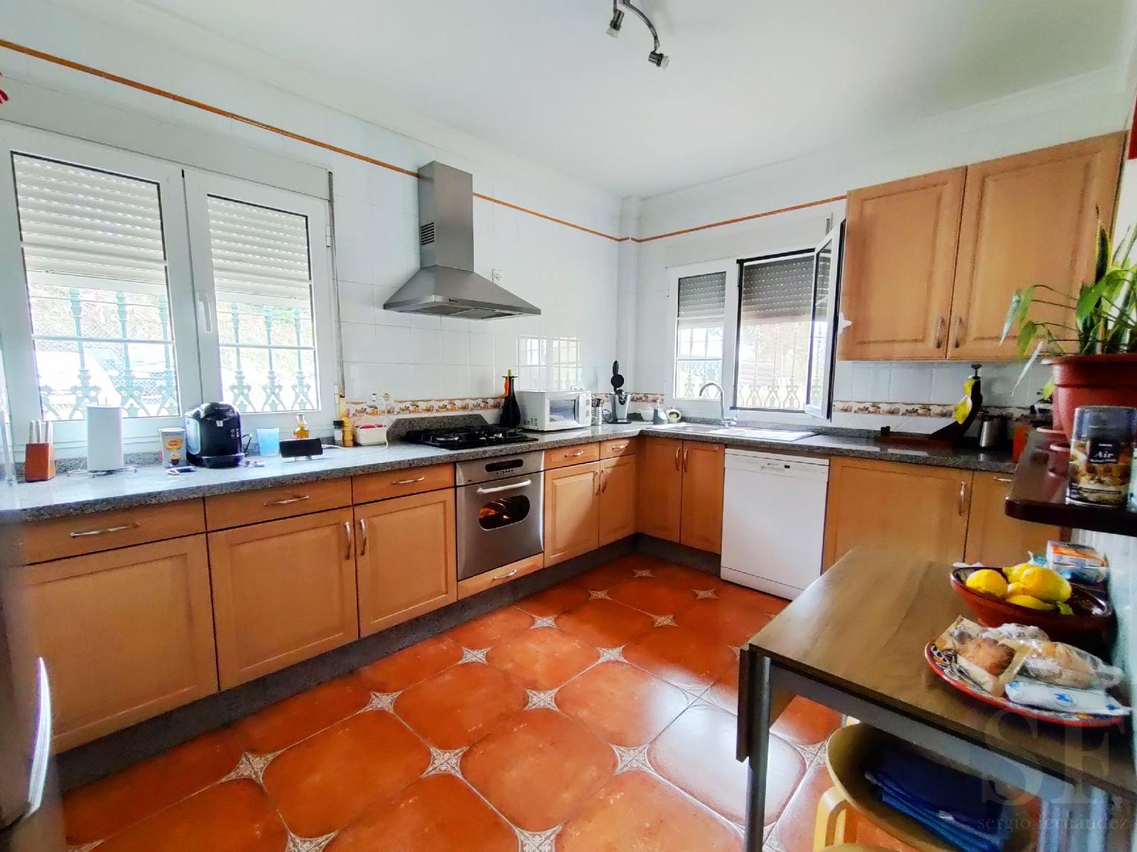 Villa for Sale in Canillas de Albaida