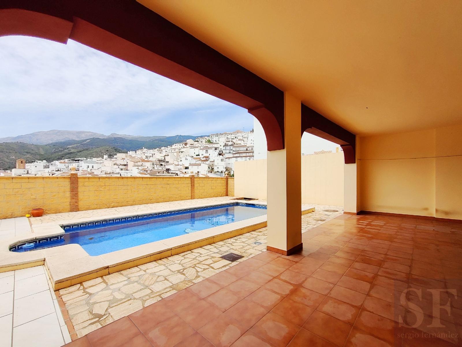 Villa for Sale in Canillas de Albaida