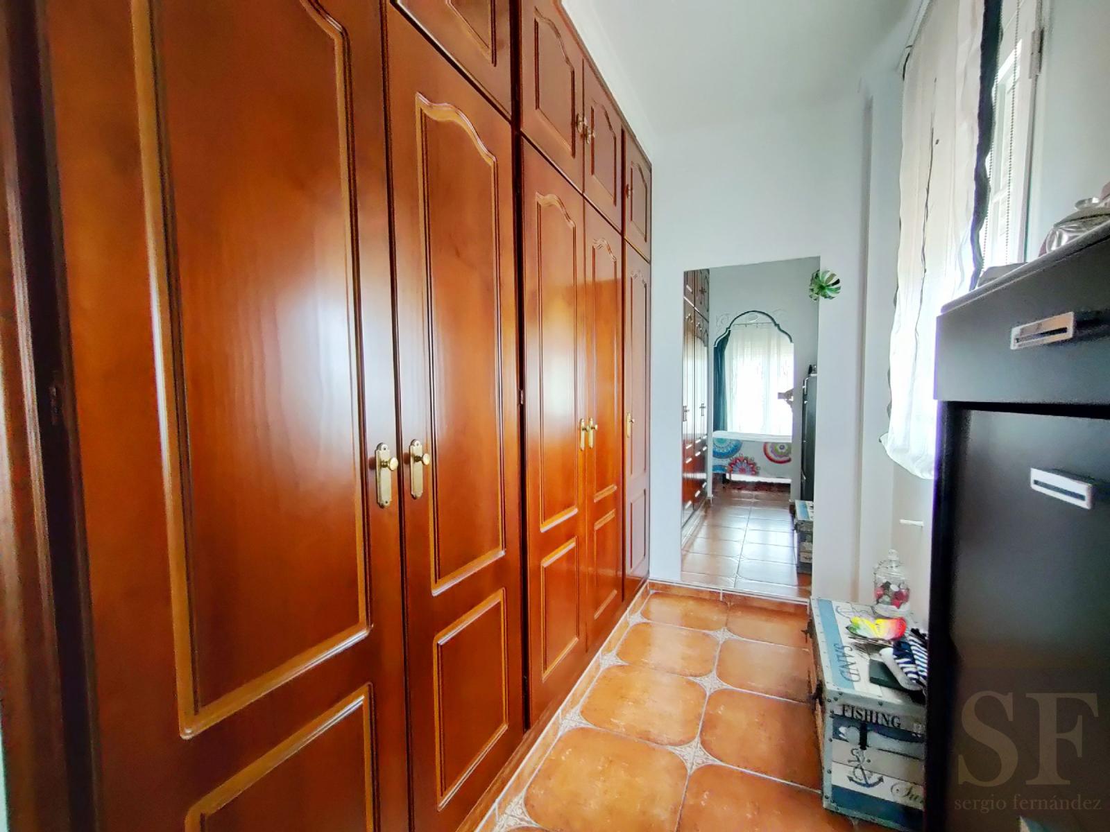 Villa for Sale in Canillas de Albaida