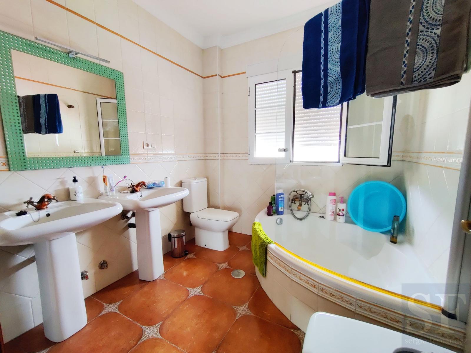 Villa for Sale in Canillas de Albaida