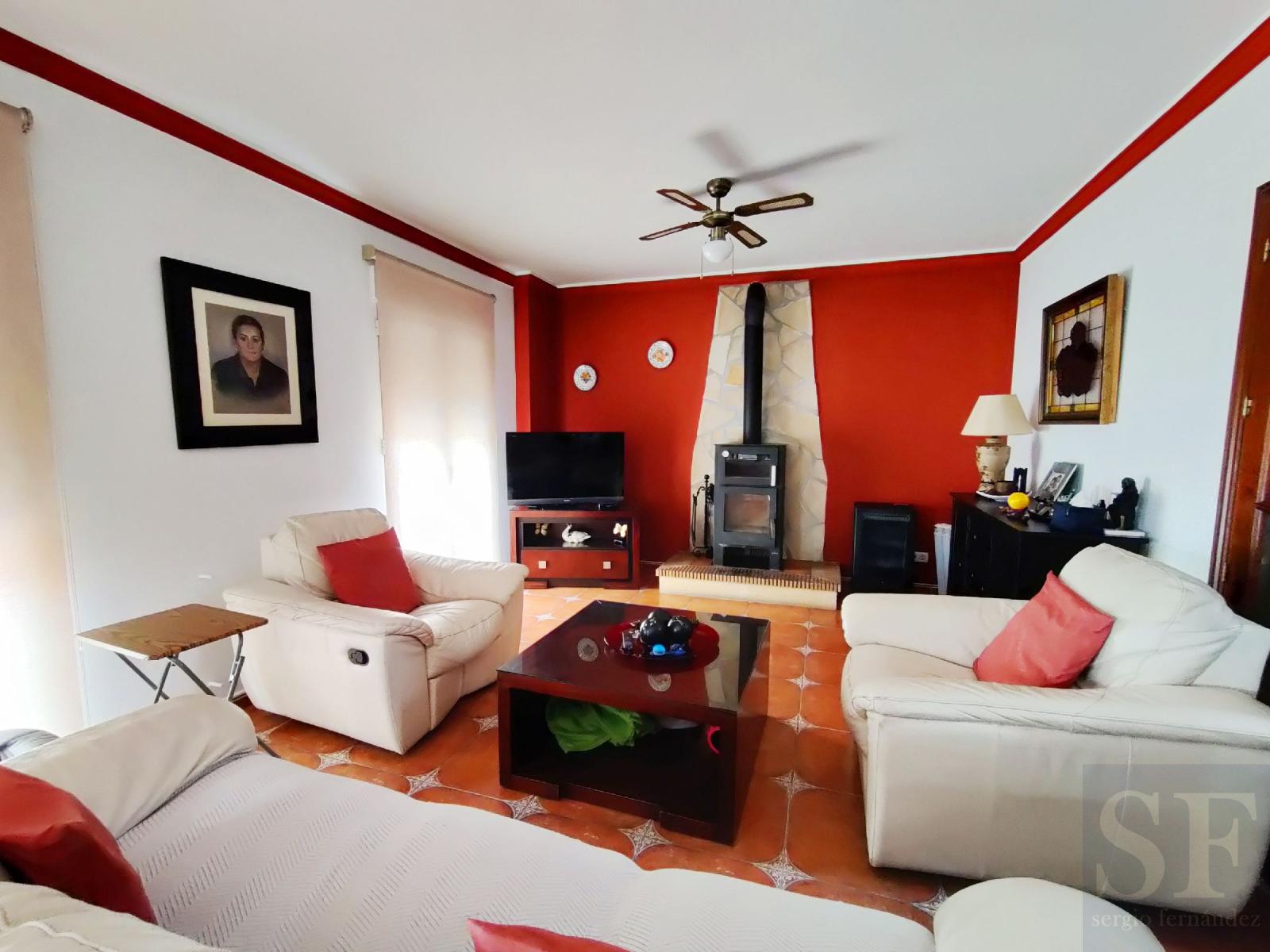 Villa for Sale in Canillas de Albaida