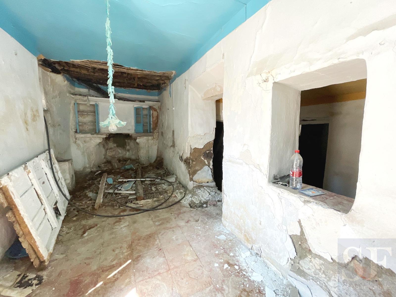 House for Sale in Sayalonga
