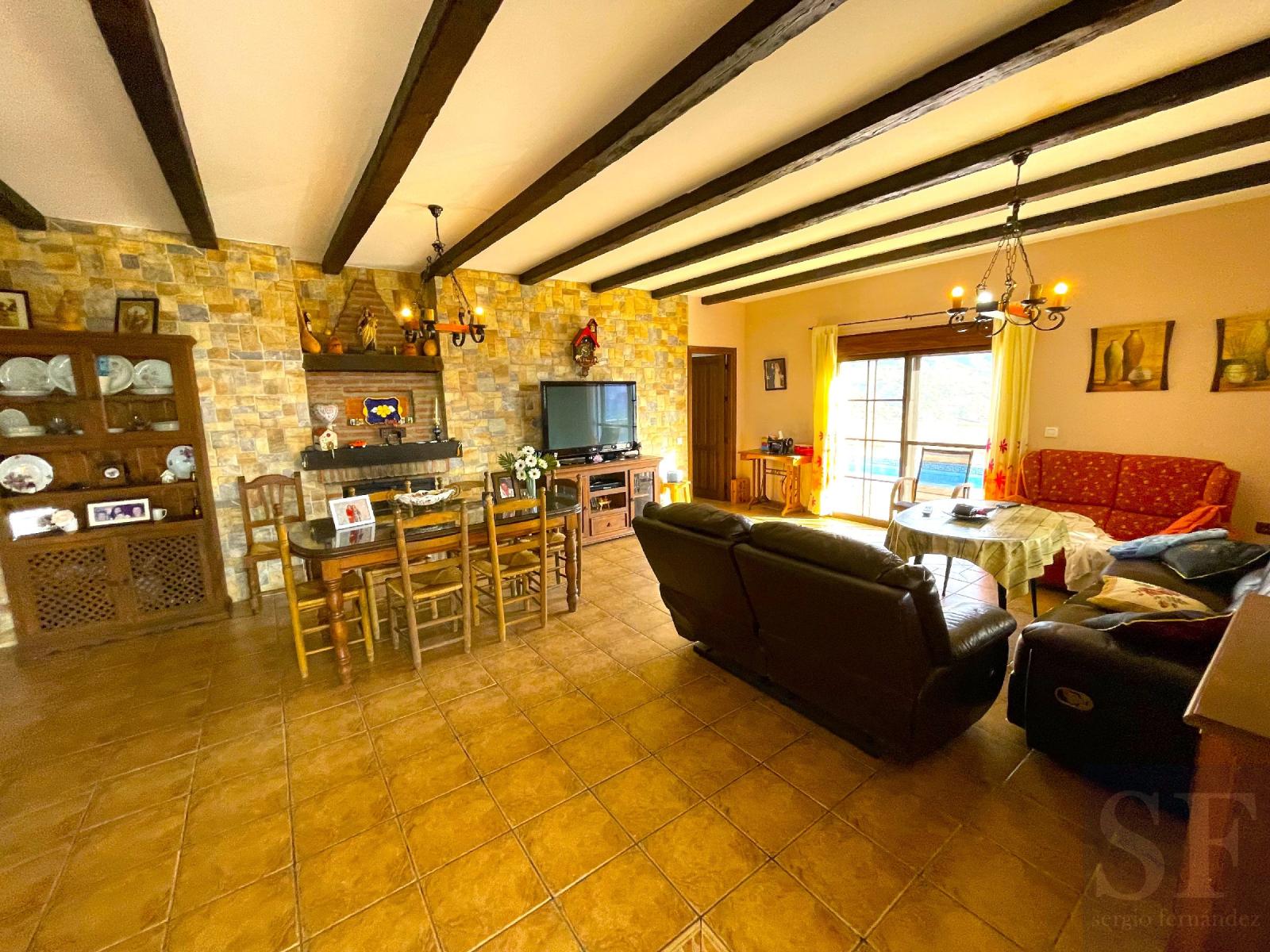 Villa for Sale in Árchez