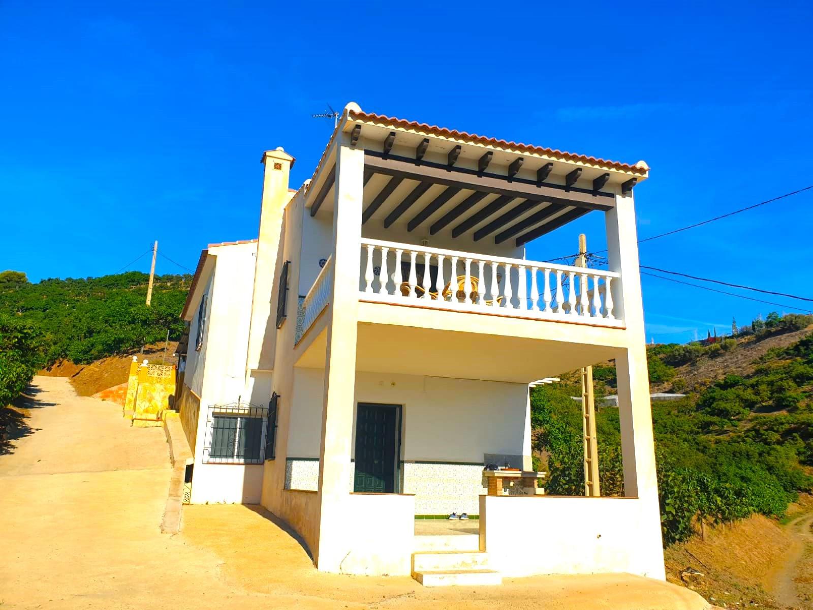 Villa for Sale in Algarrobo
