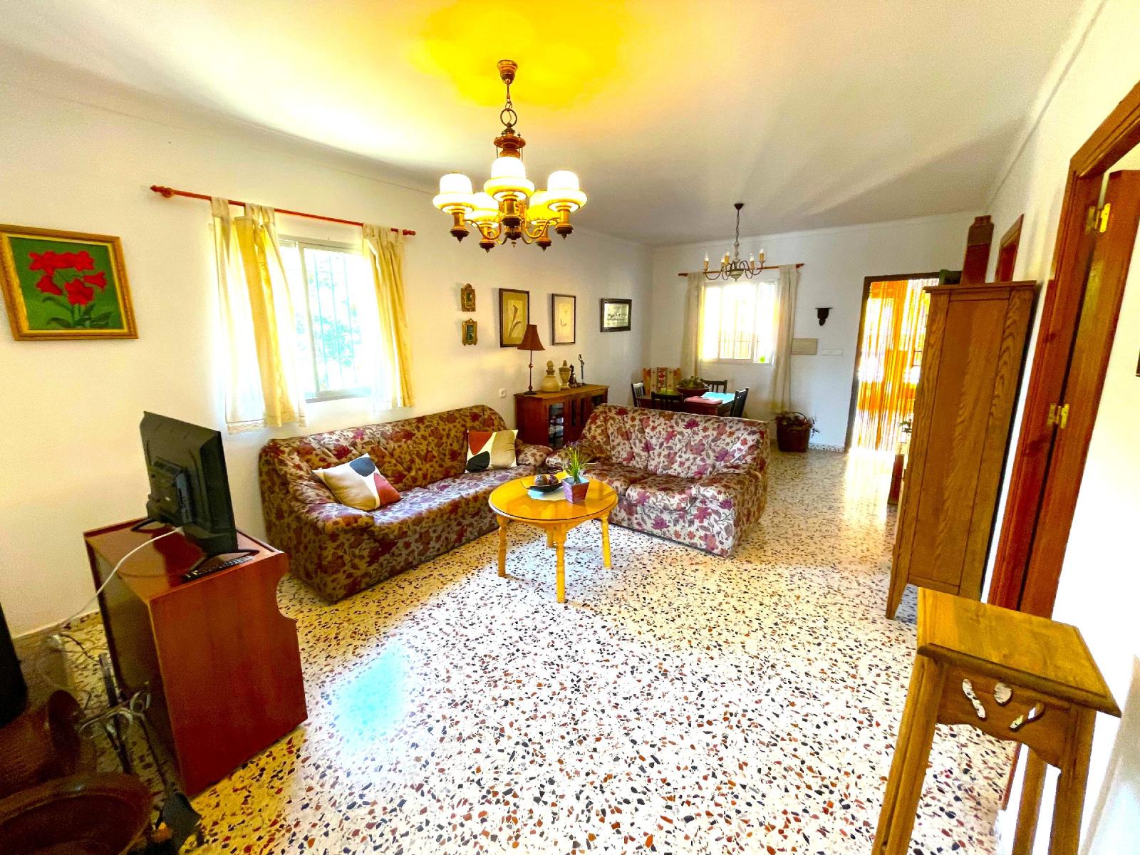 Villa for Sale in Algarrobo