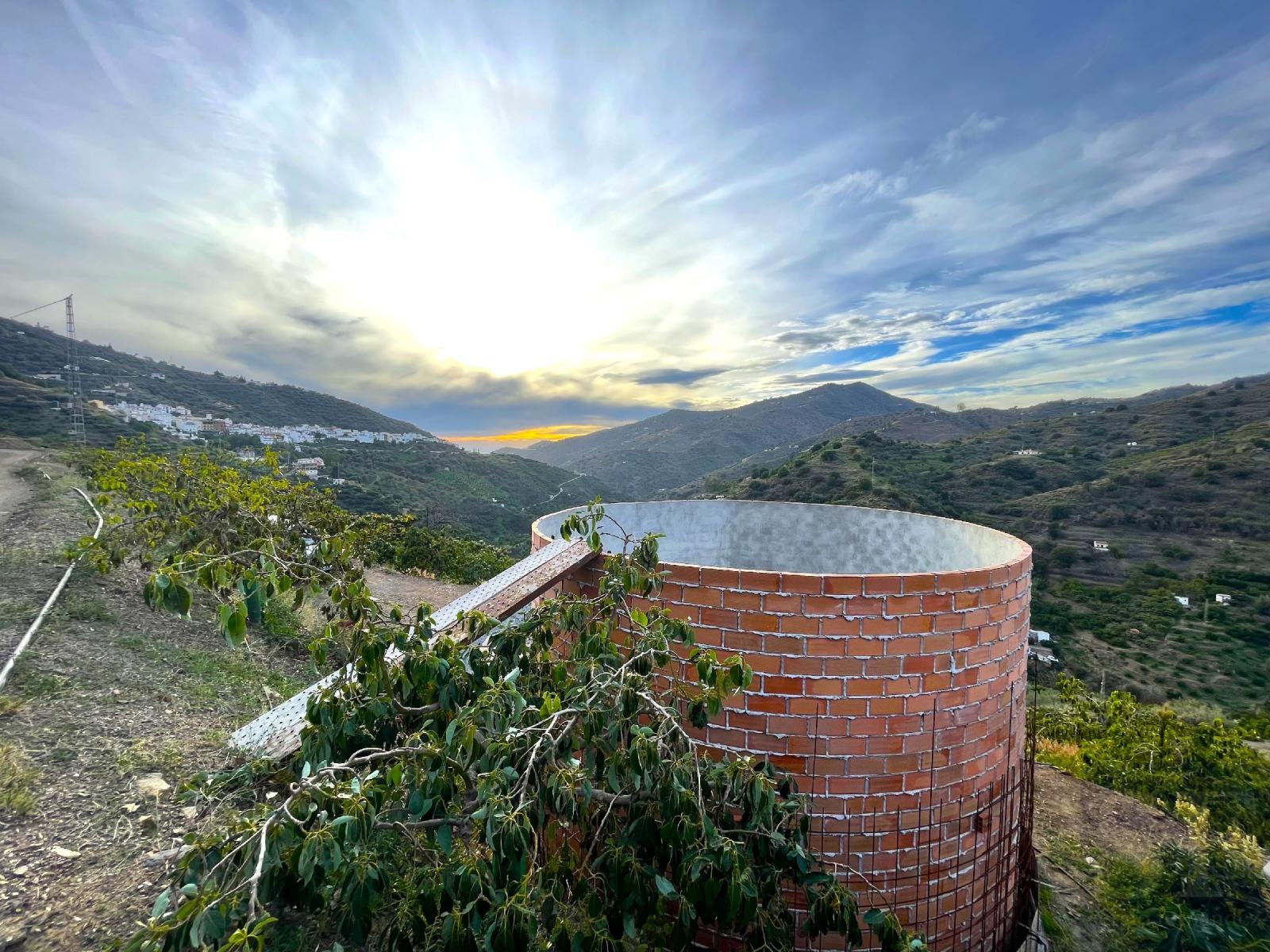 House for Sale in Sayalonga