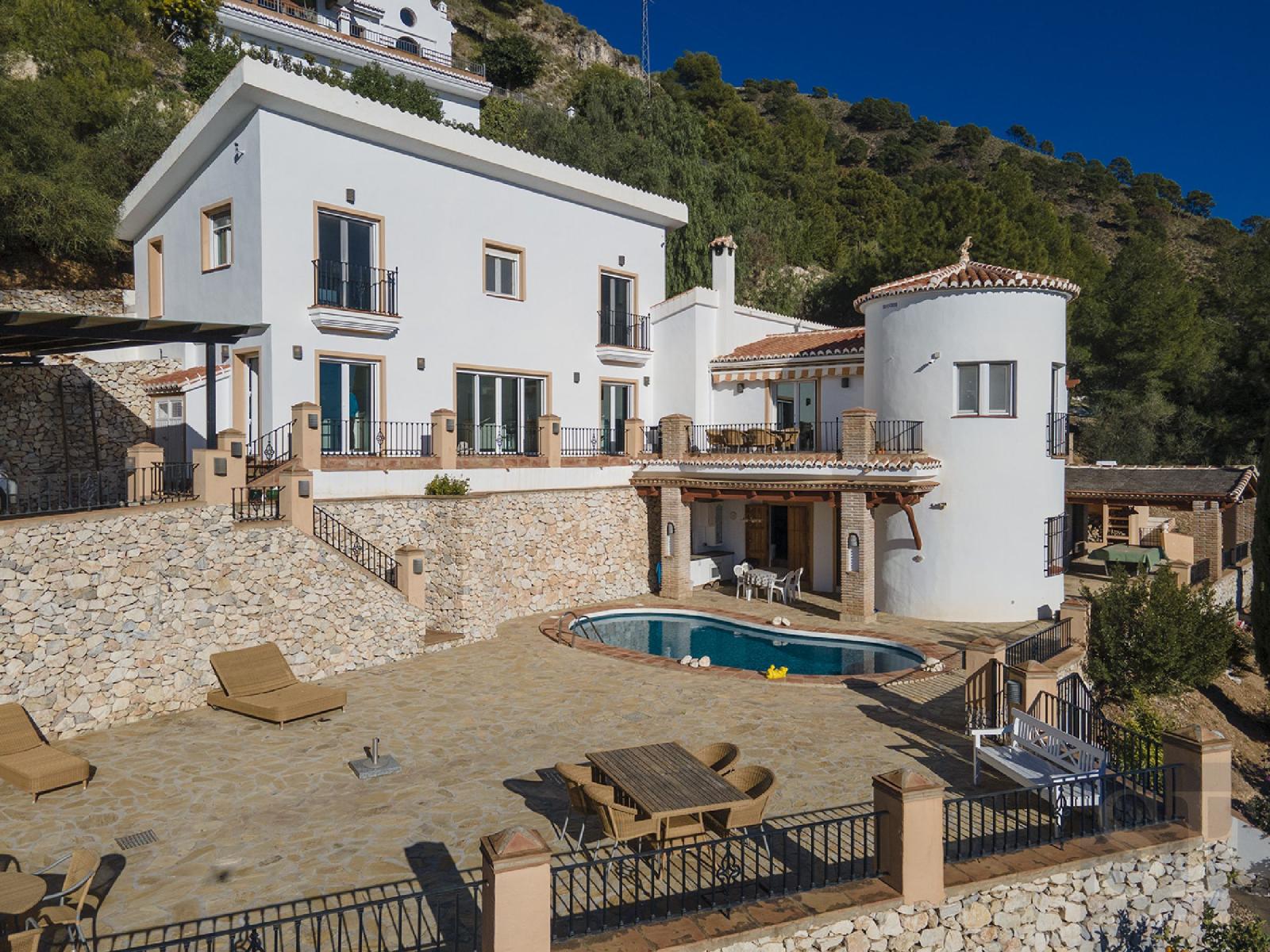 Villa for Sale in Cómpeta
