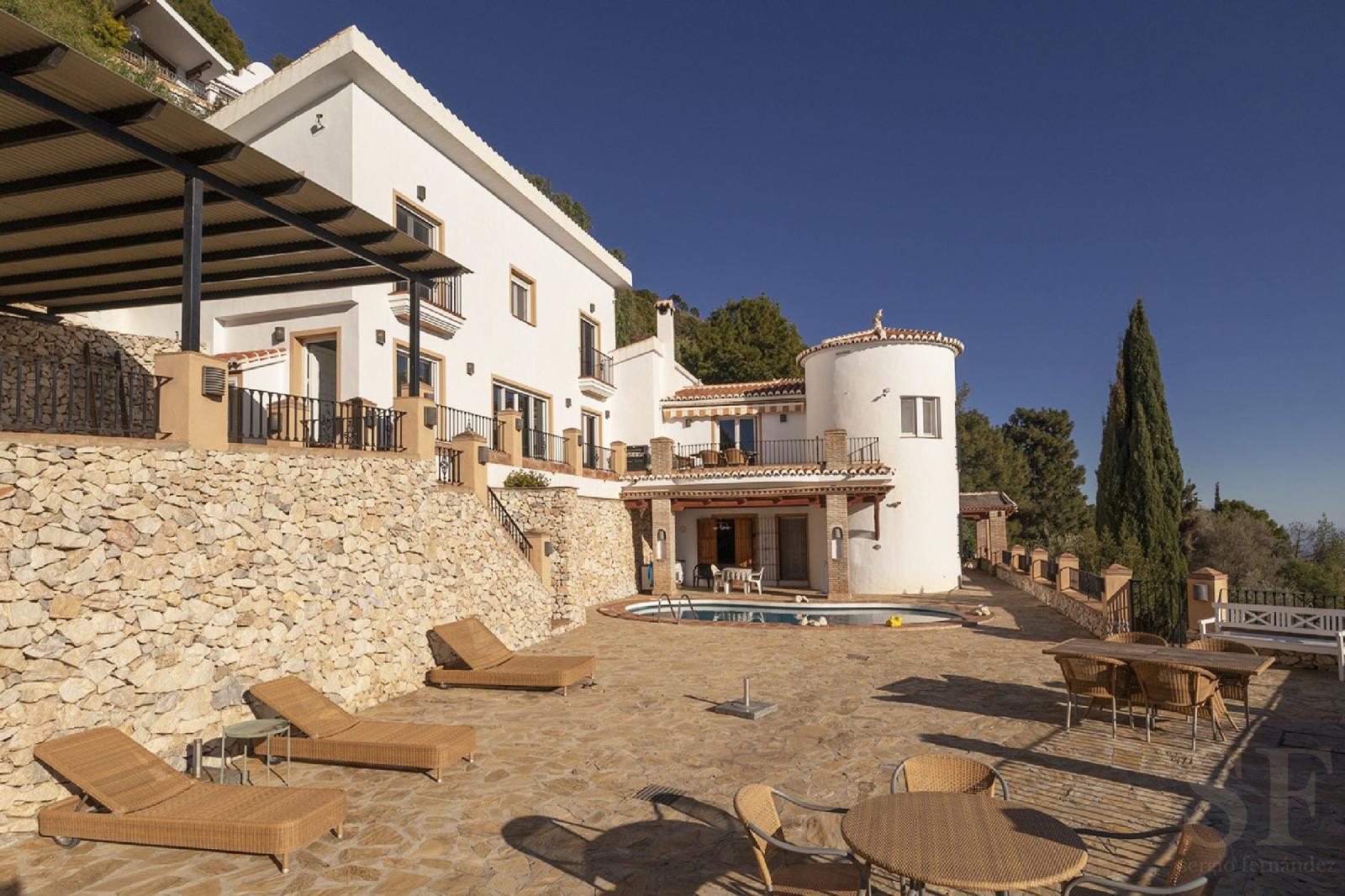 Villa for Sale in Cómpeta
