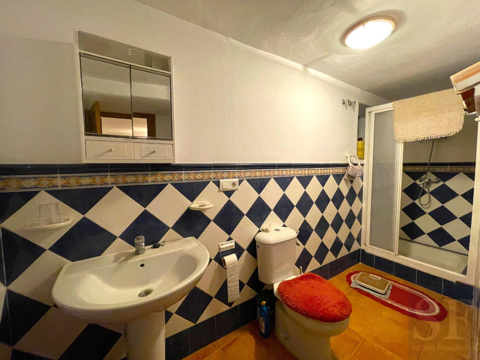 House for Sale in Canillas de Albaida