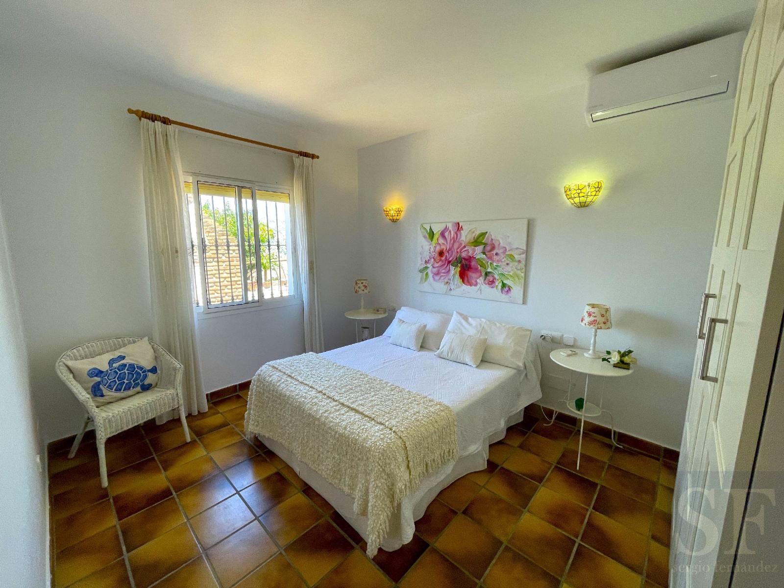 Villa for Sale in Sayalonga