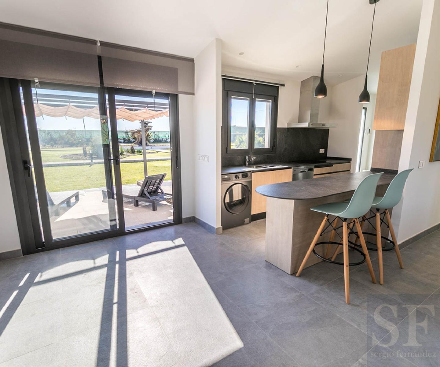 Villa for Sale in Almayate