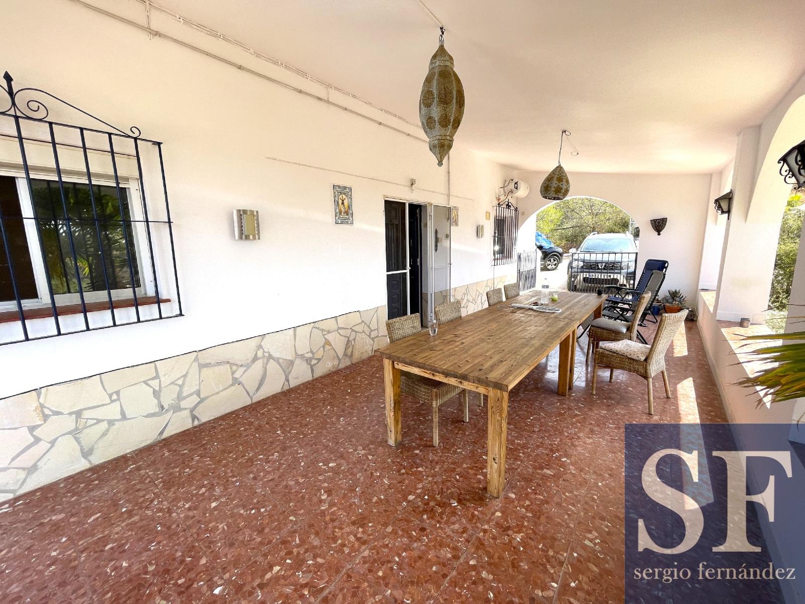 Villa for Sale in Arenas