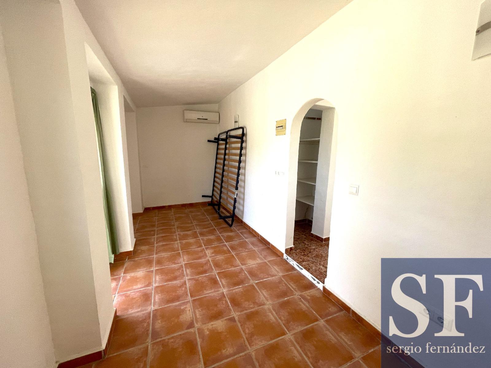 Villa for Sale in Arenas