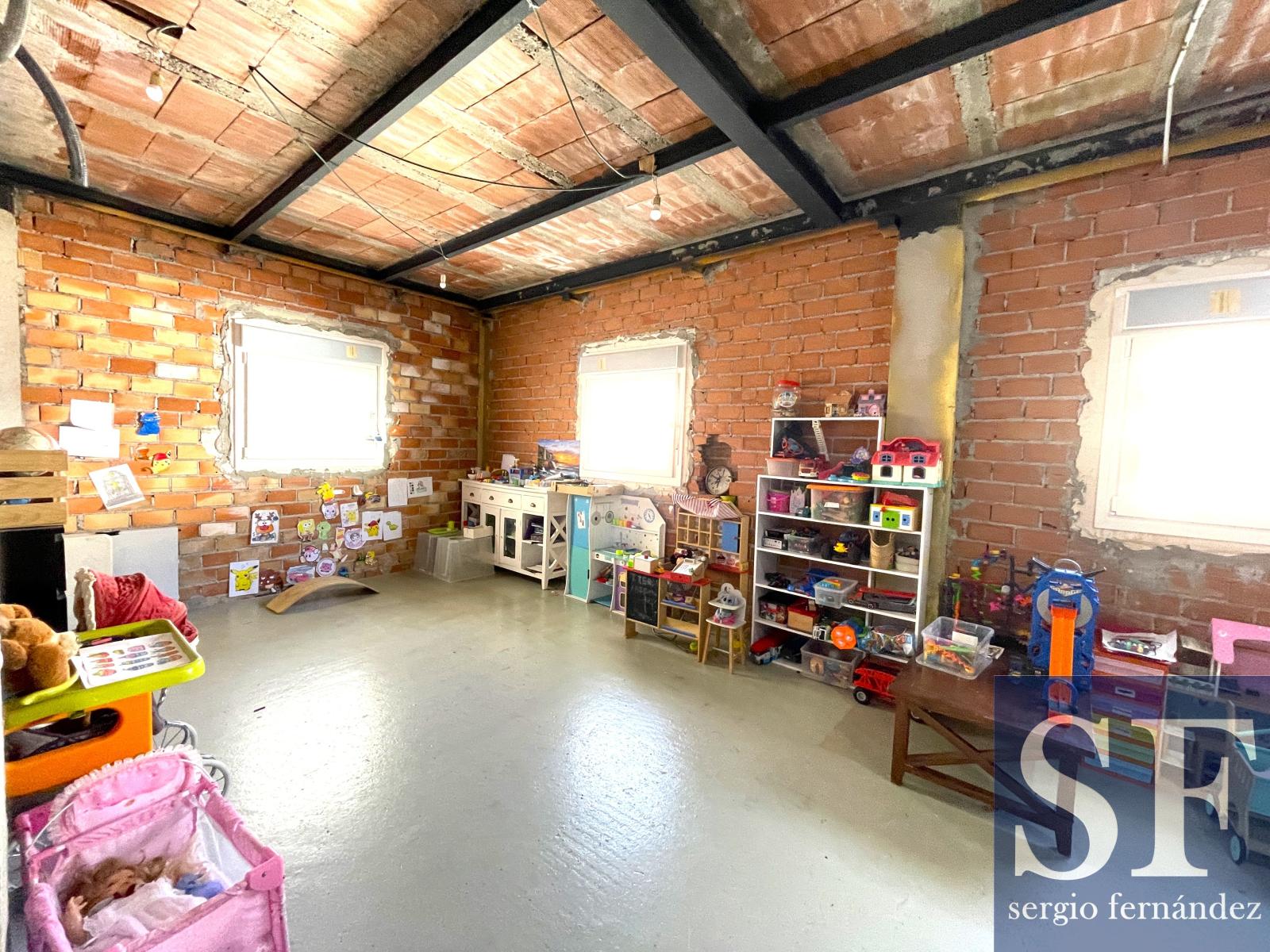 Casa en Venta en Cómpeta