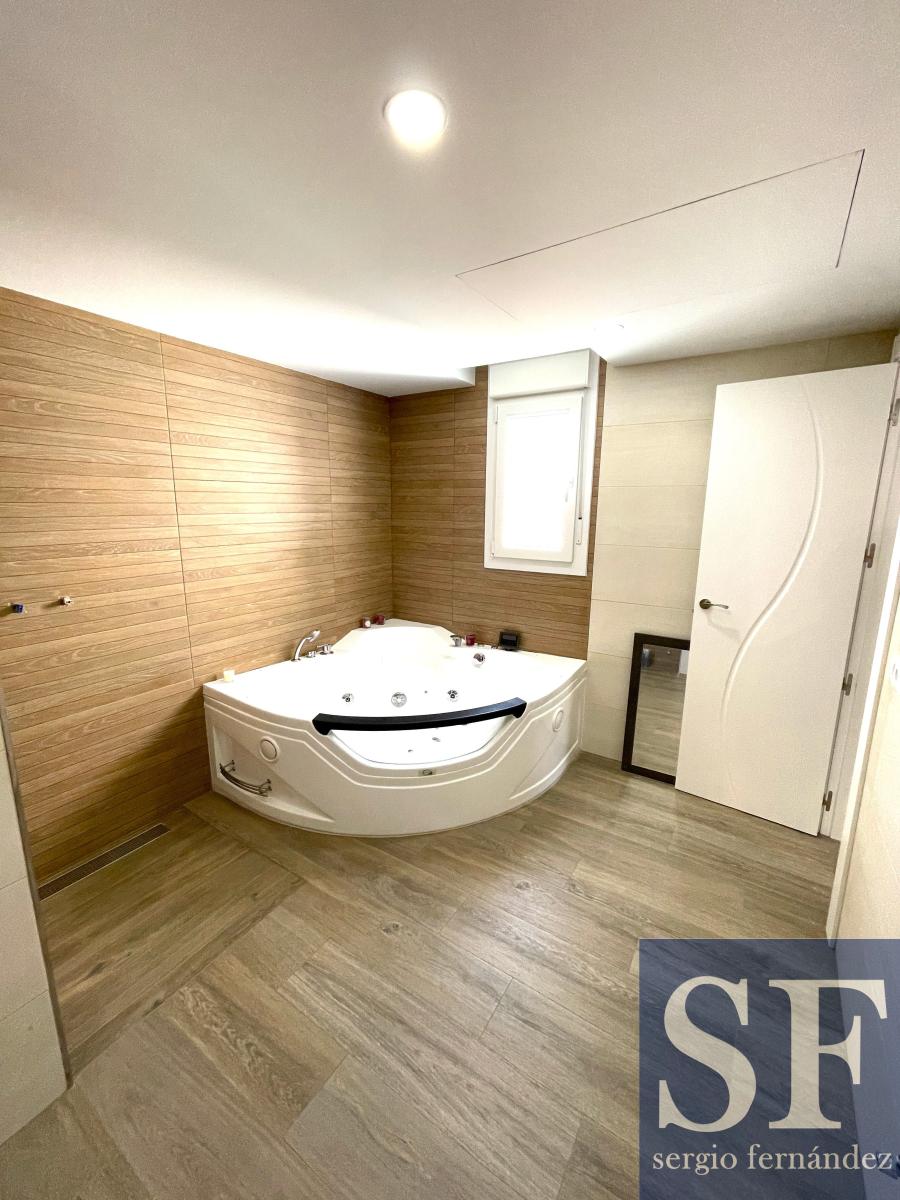 Casa en Venta en Cómpeta