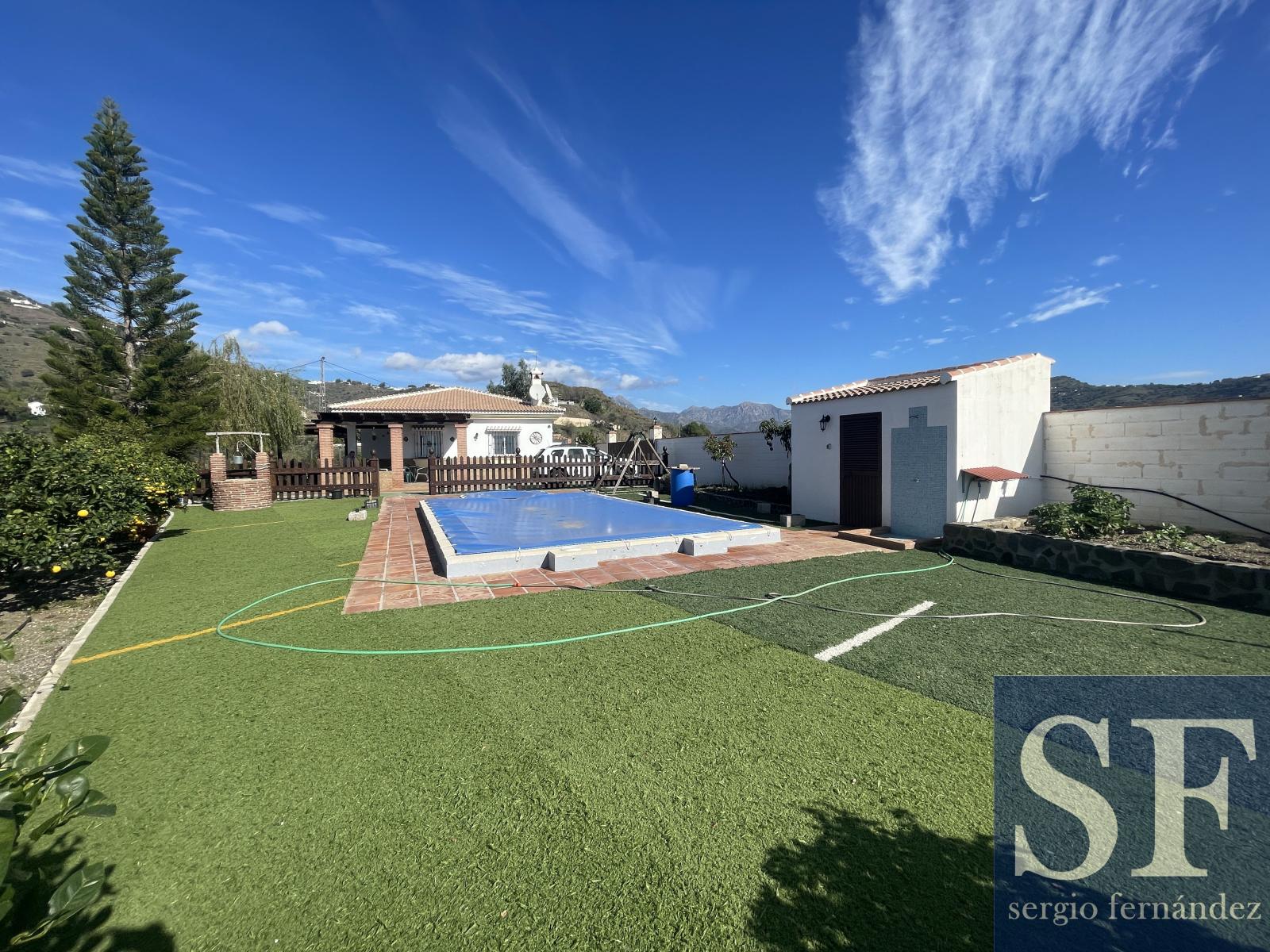 Villa for Sale in Cómpeta