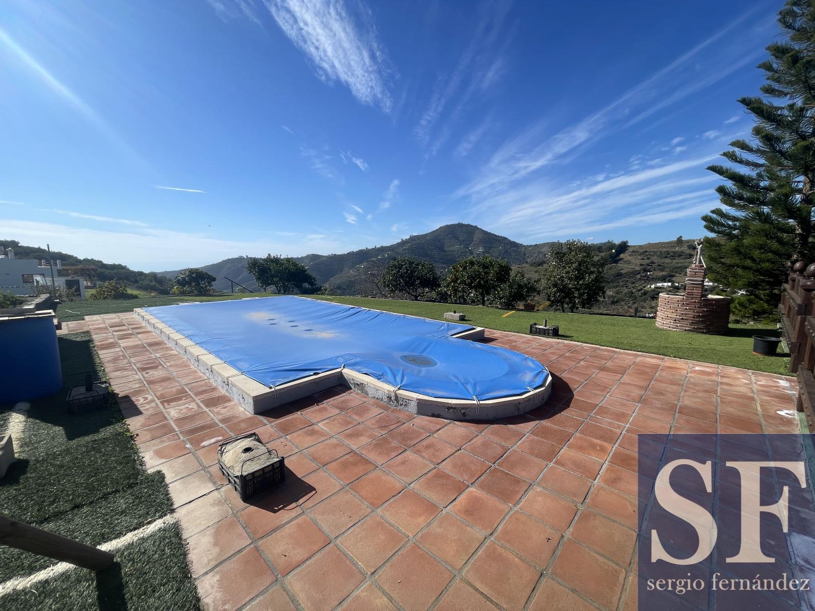 Villa for Sale in Cómpeta