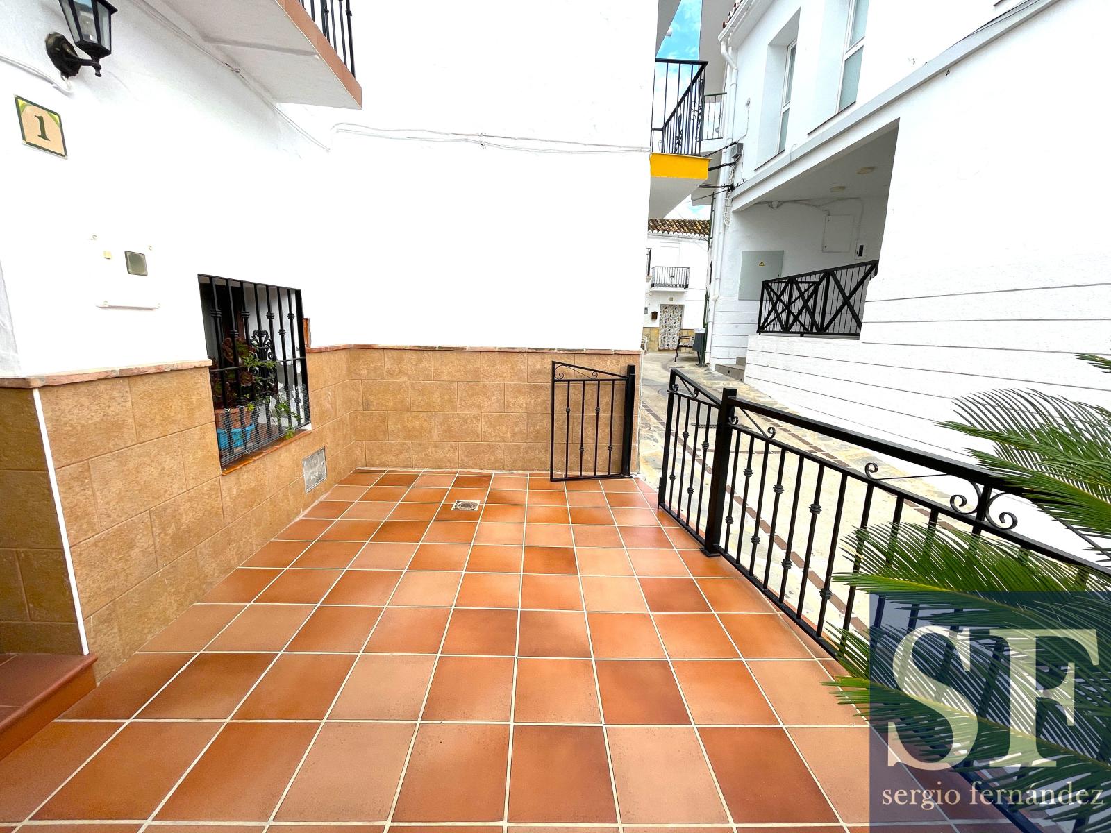 House for Sale in Arenas
