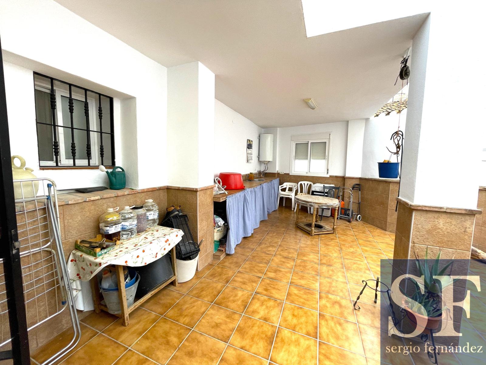House for Sale in Arenas