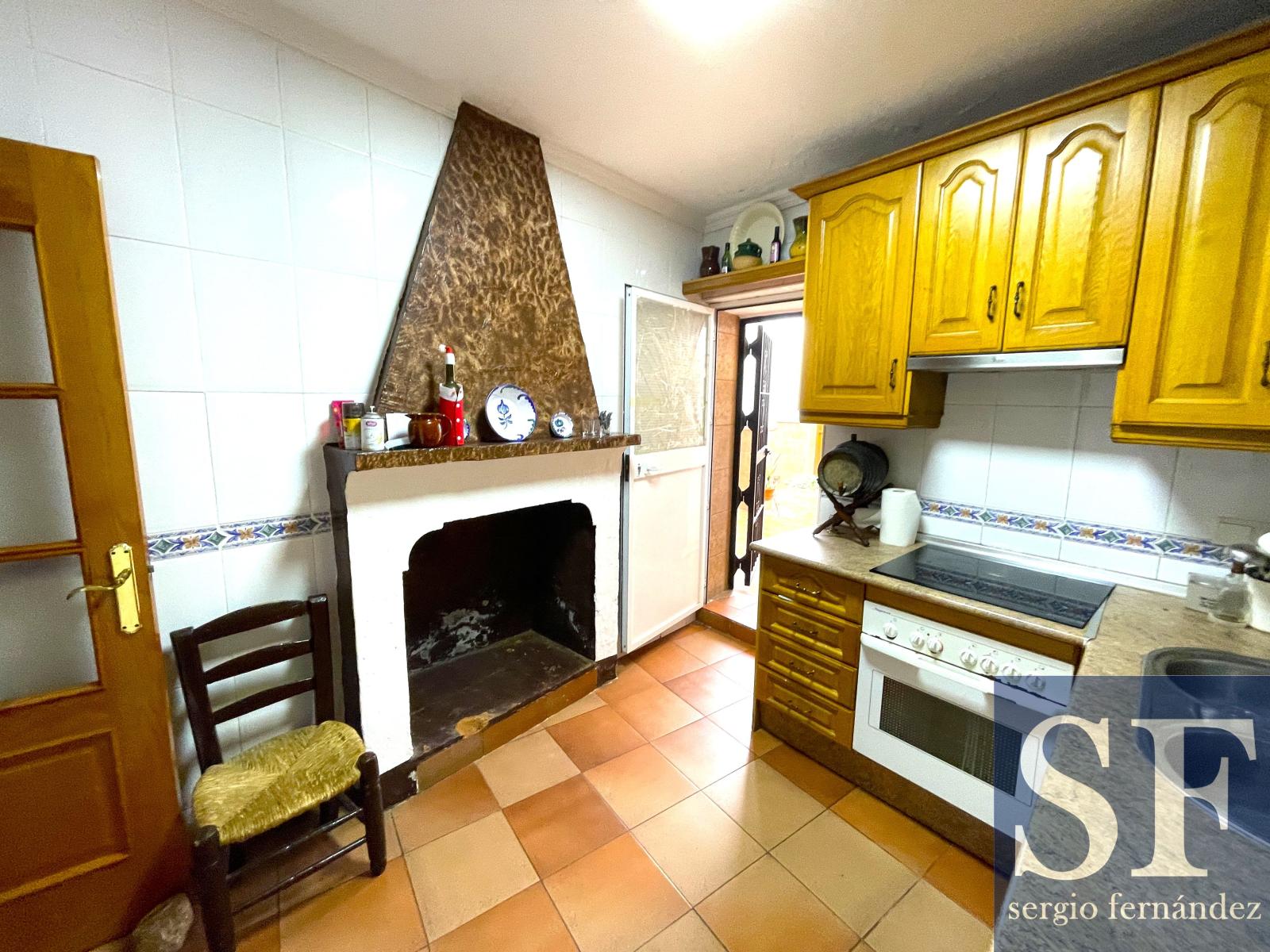 House for Sale in Arenas