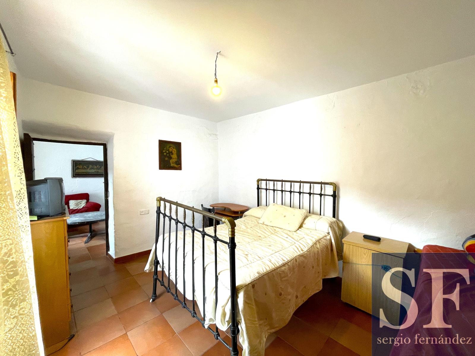 House for Sale in Arenas