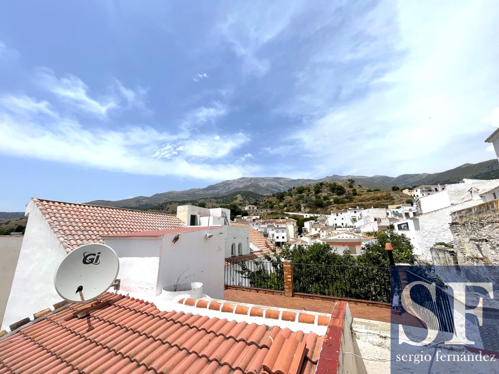House for Sale in Sedella