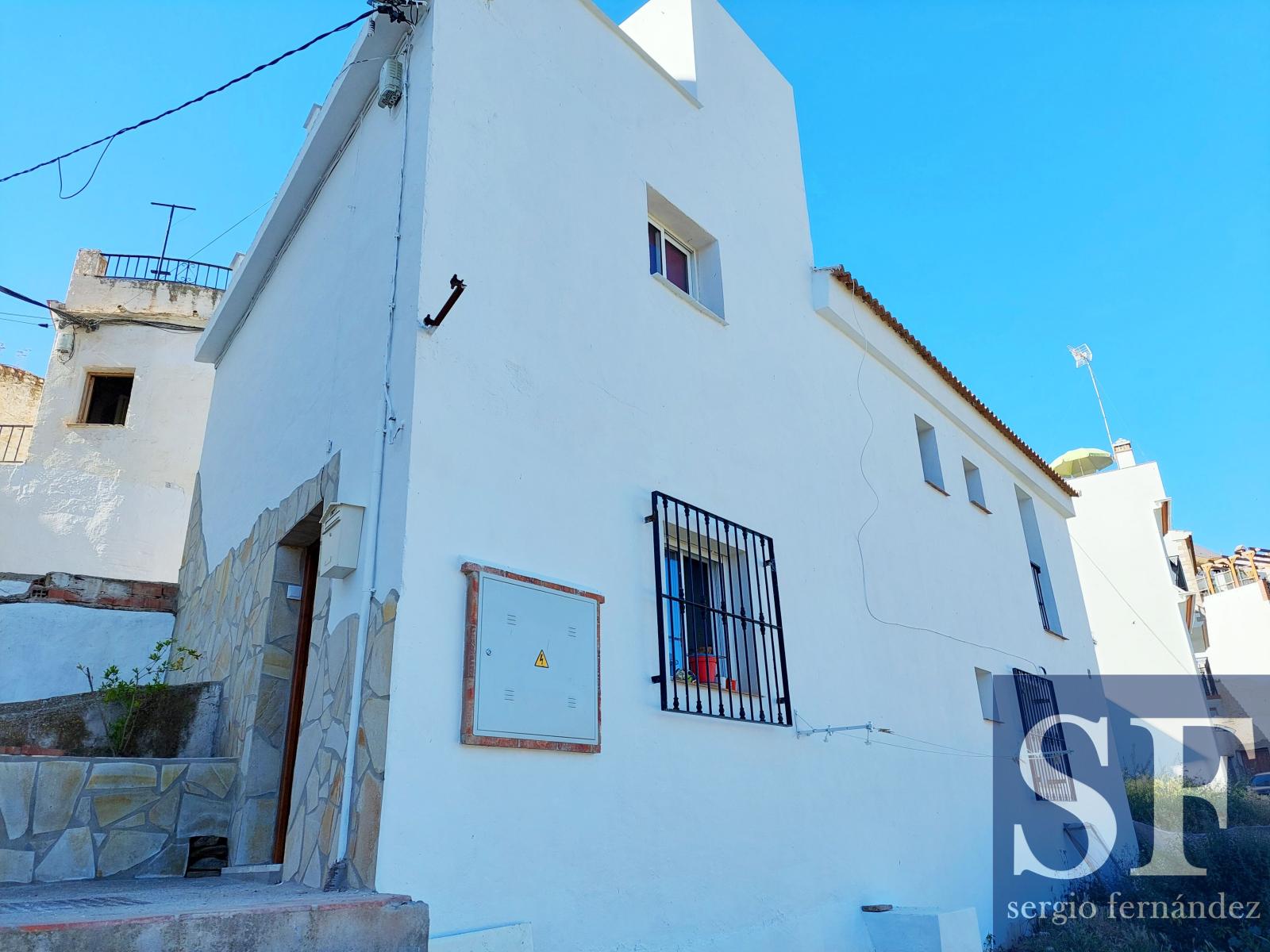 House for Sale in Sayalonga