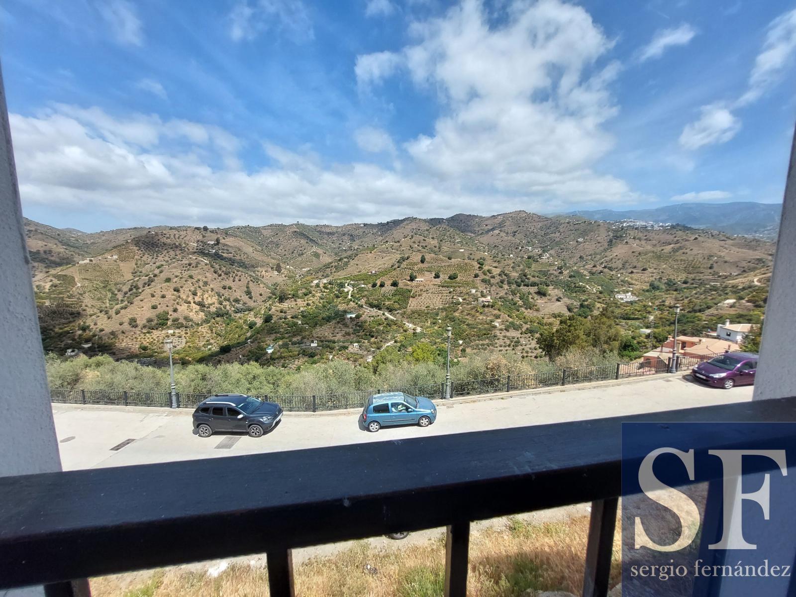 House for Sale in Sayalonga