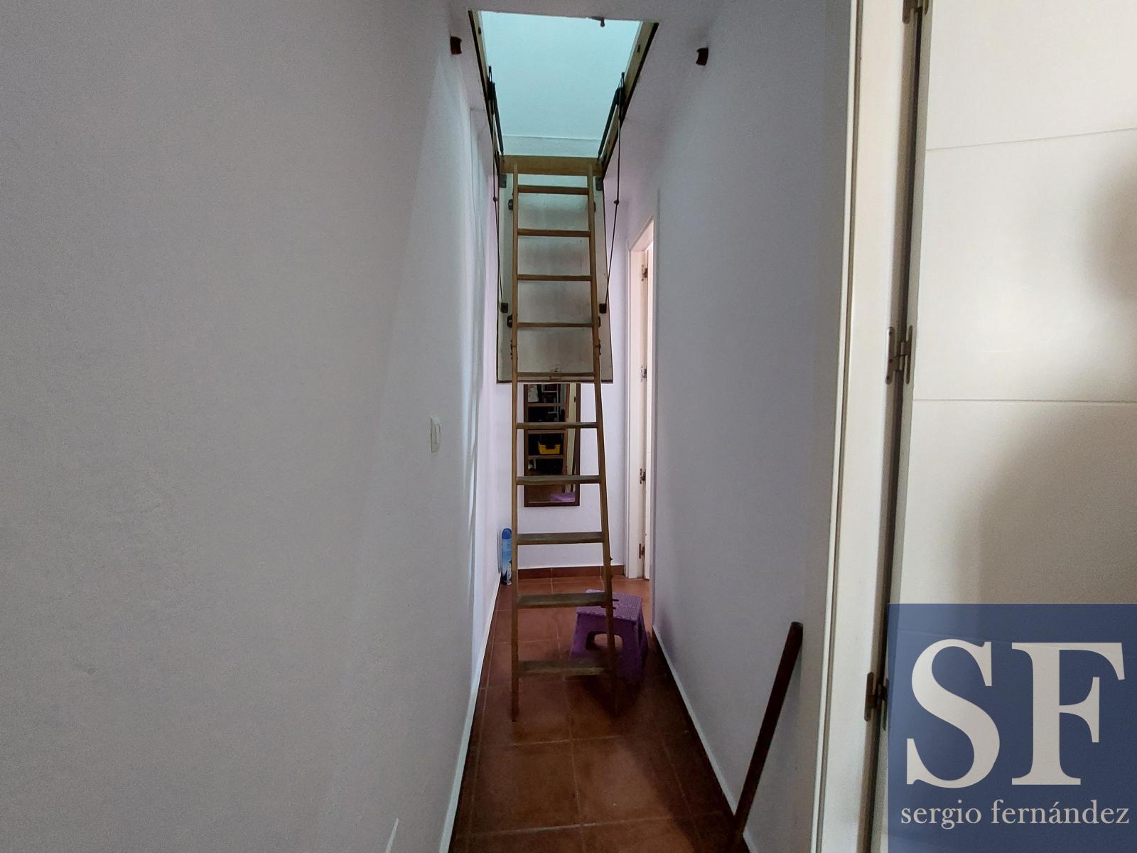 House for Sale in Sayalonga