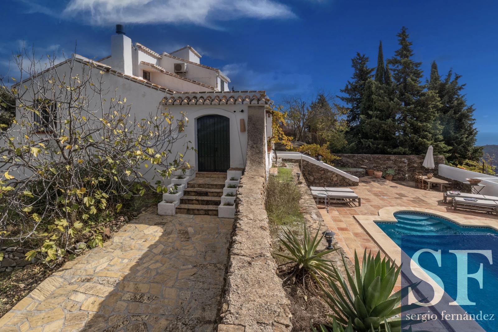Villa for Sale in Cómpeta