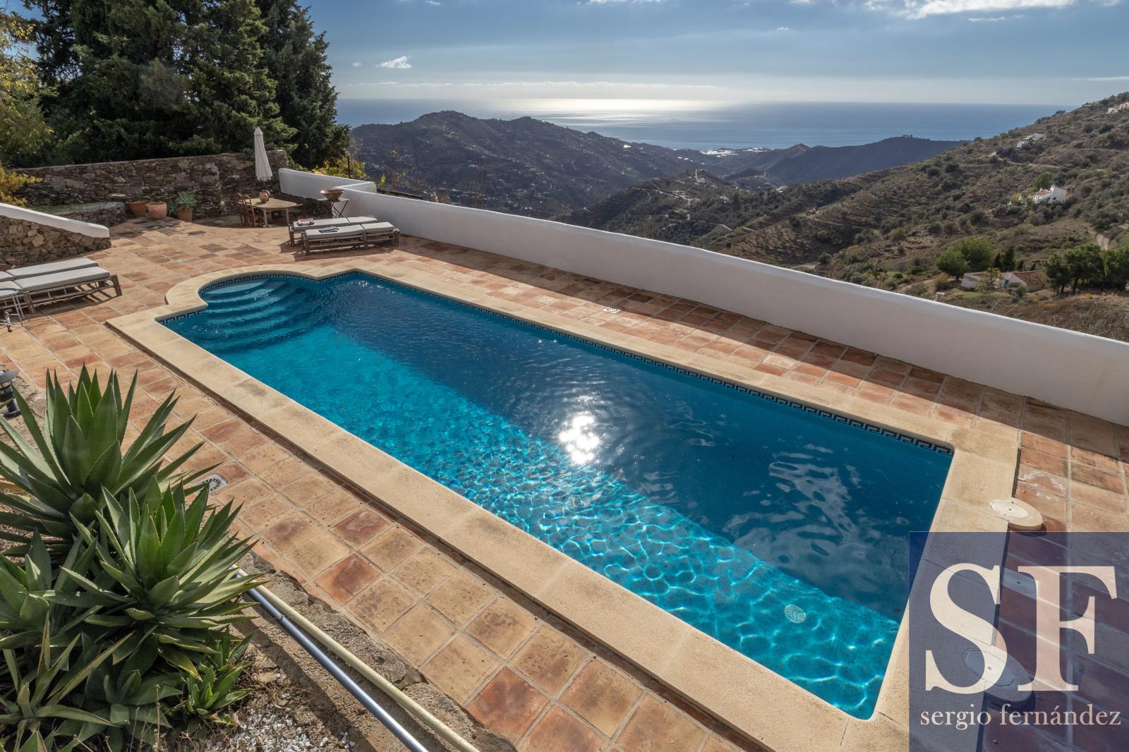 Villa for Sale in Cómpeta