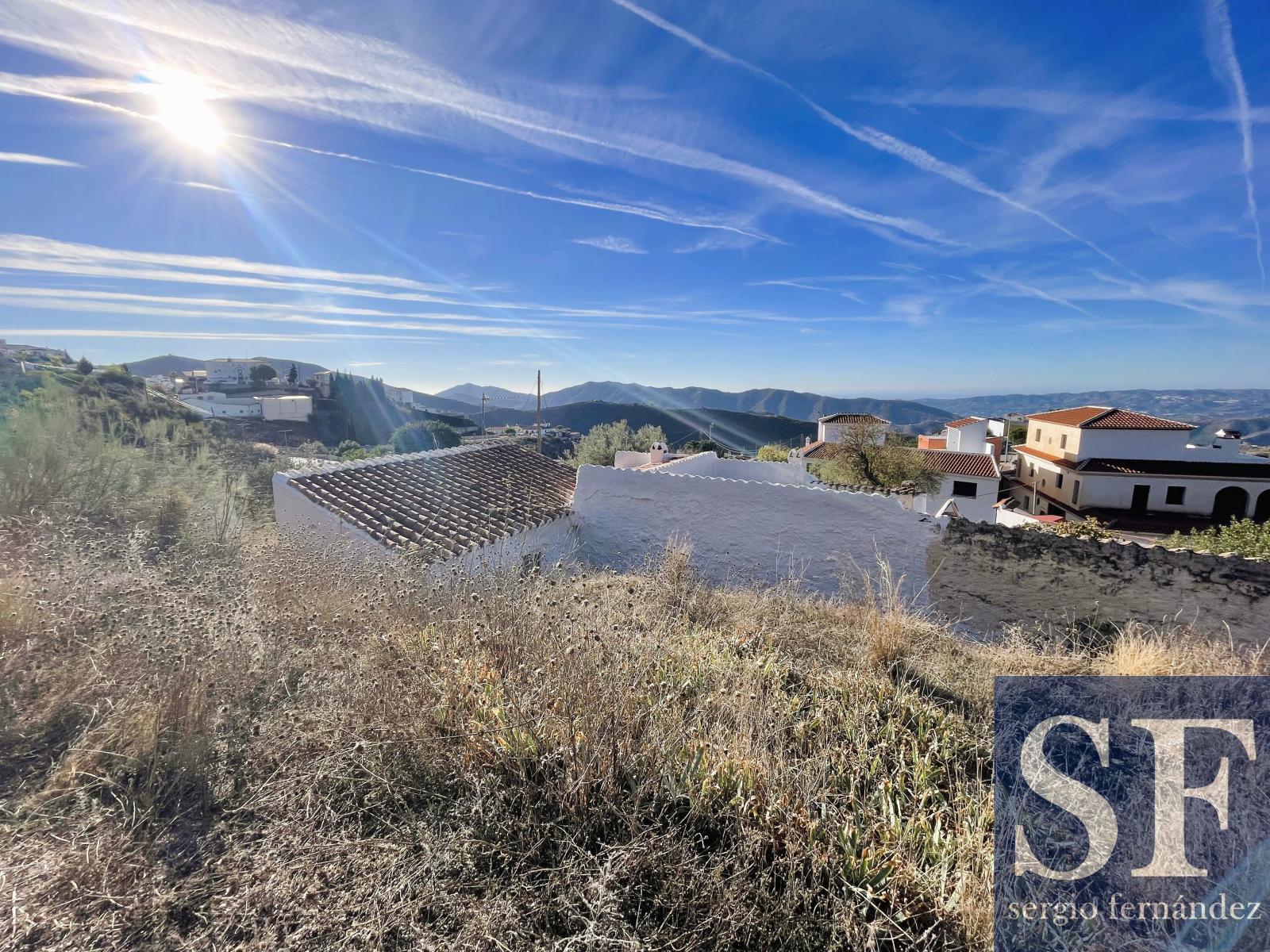 Villa for Sale in Canillas de Aceituno