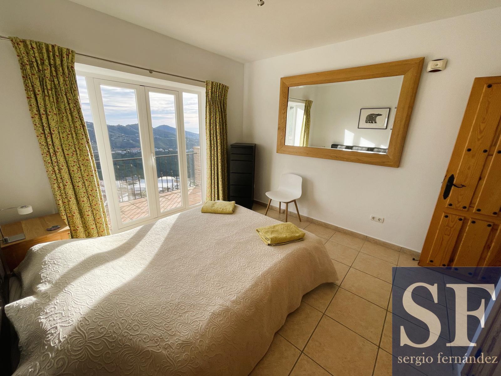 Villa for Sale in Cómpeta