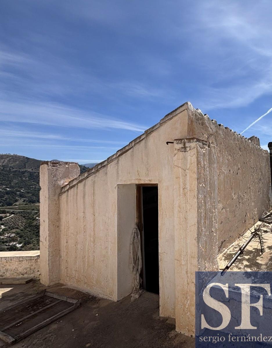 Villa for Sale in Cómpeta