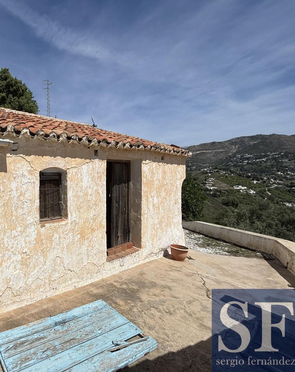 Villa for Sale in Cómpeta