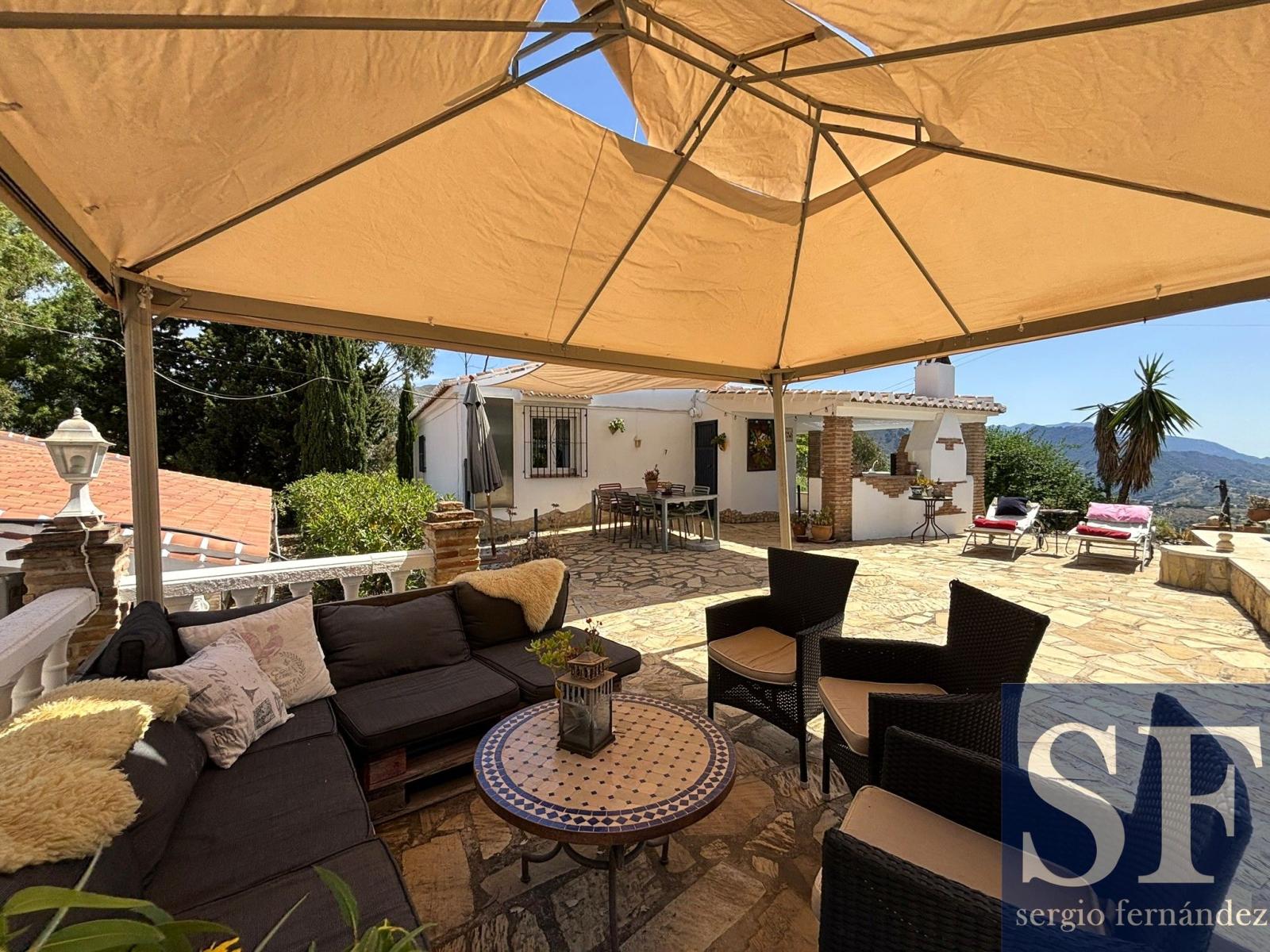 Villa for Sale in Cómpeta