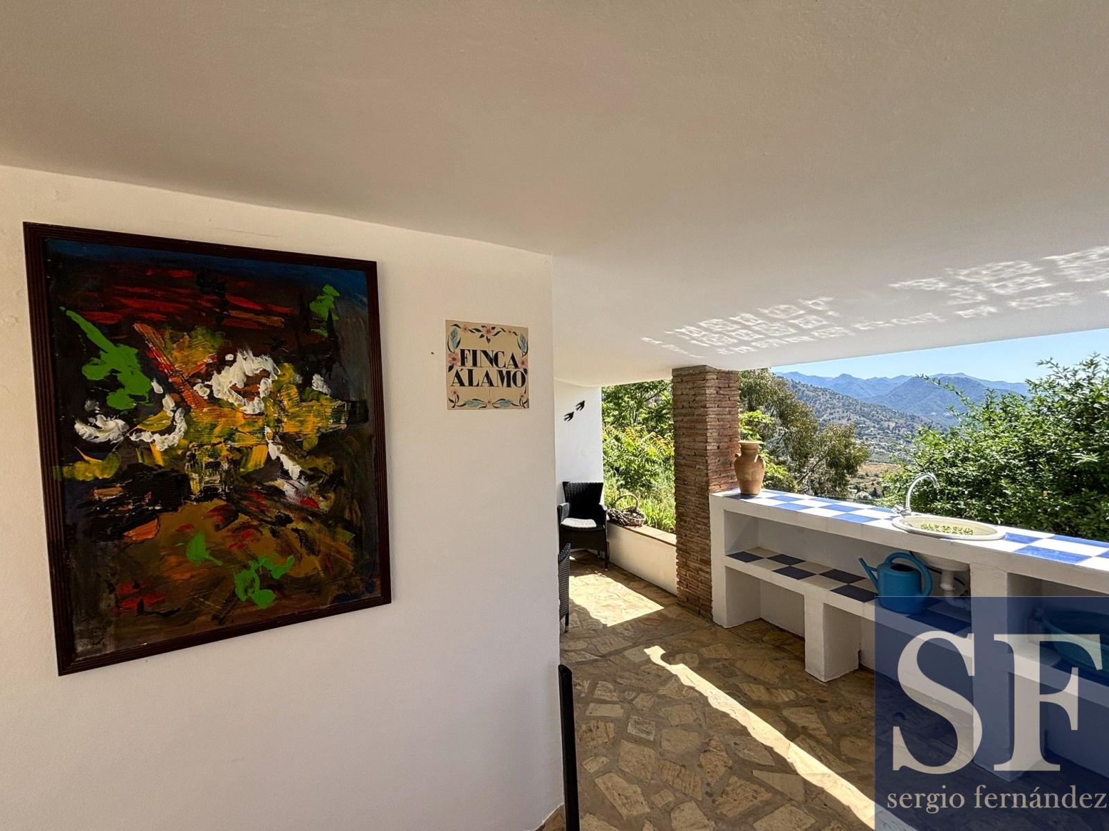Villa for Sale in Cómpeta