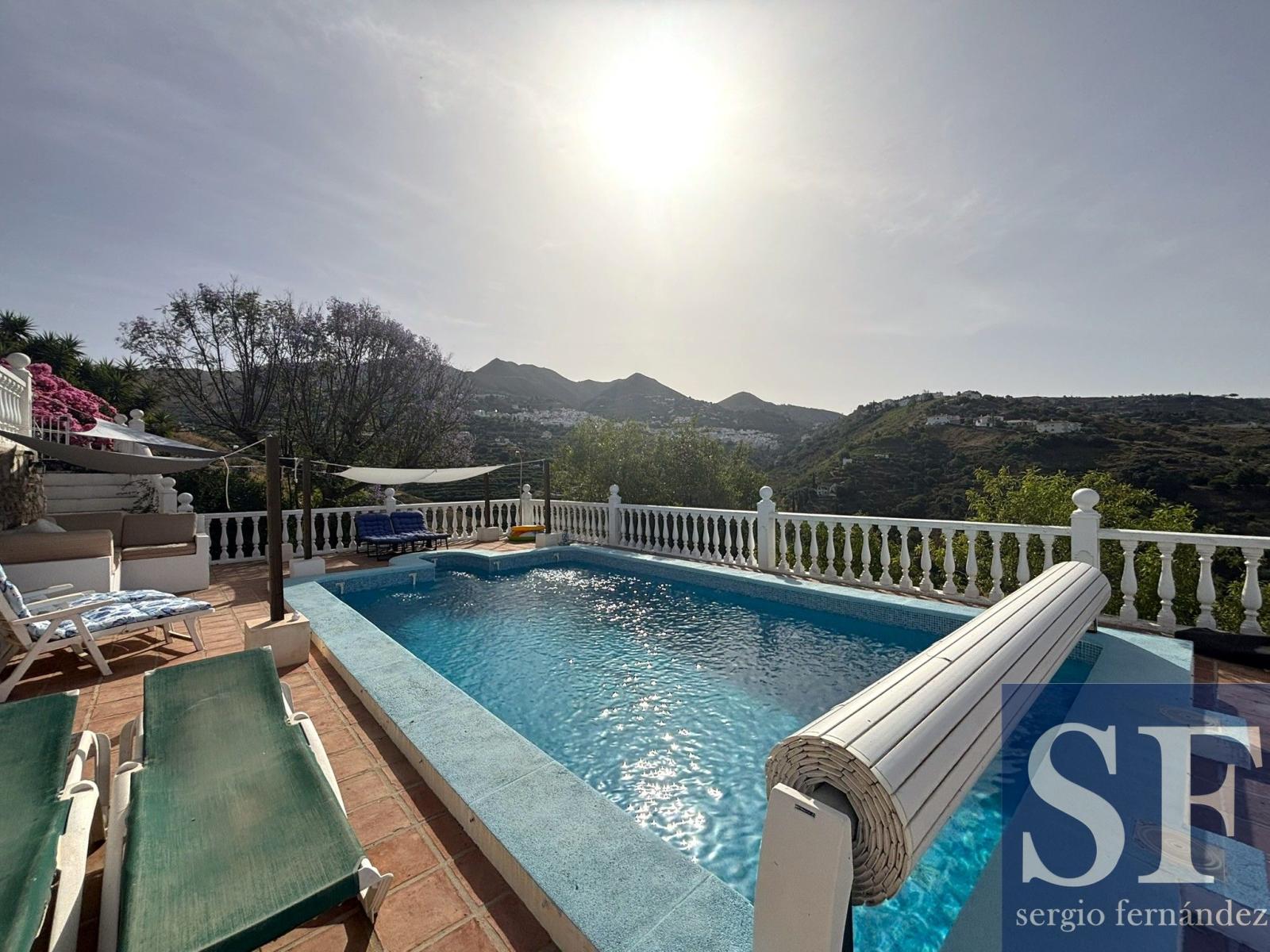 Villa for Sale in Árchez