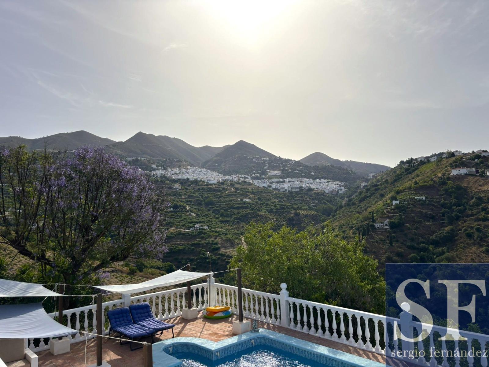 Villa for Sale in Árchez