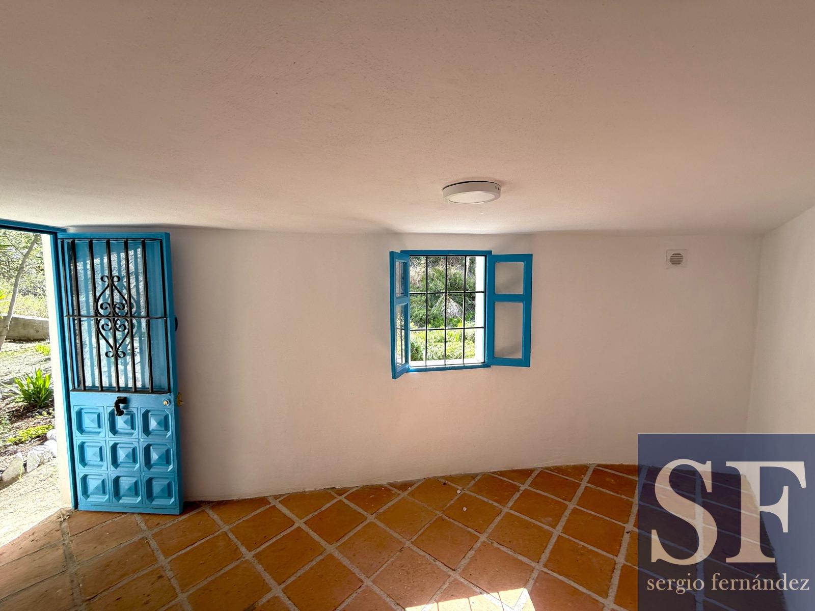 Villa for Sale in Canillas de Albaida