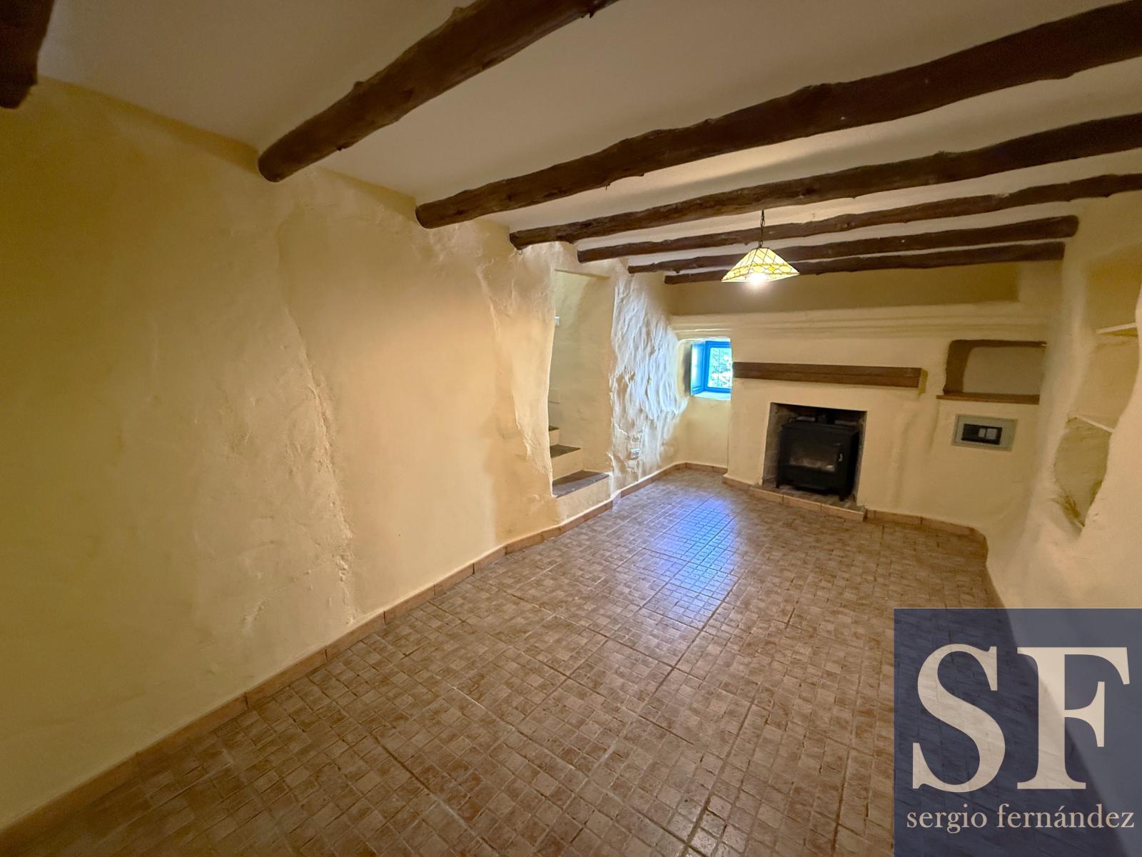 Villa for Sale in Canillas de Albaida
