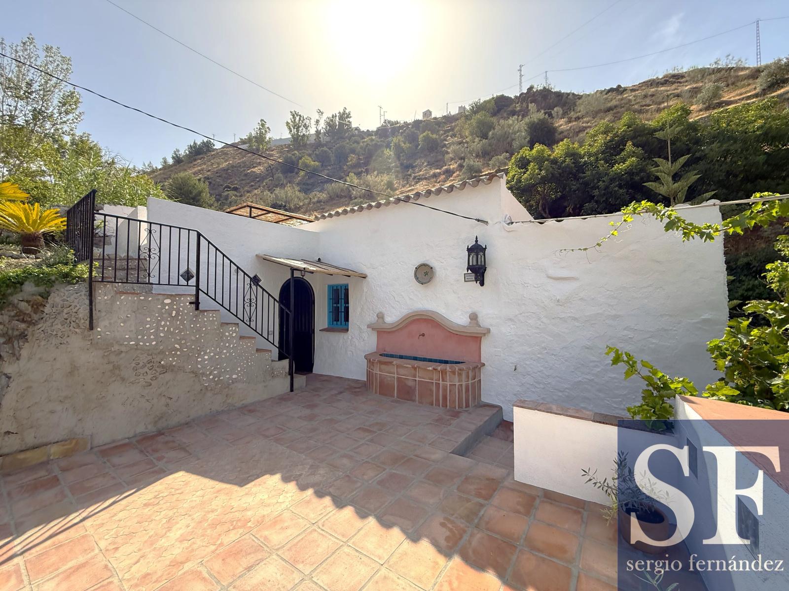 Villa for Sale in Canillas de Albaida