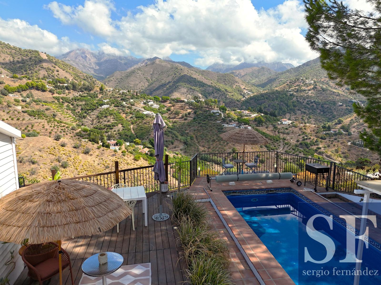 Villa for Sale in Cómpeta