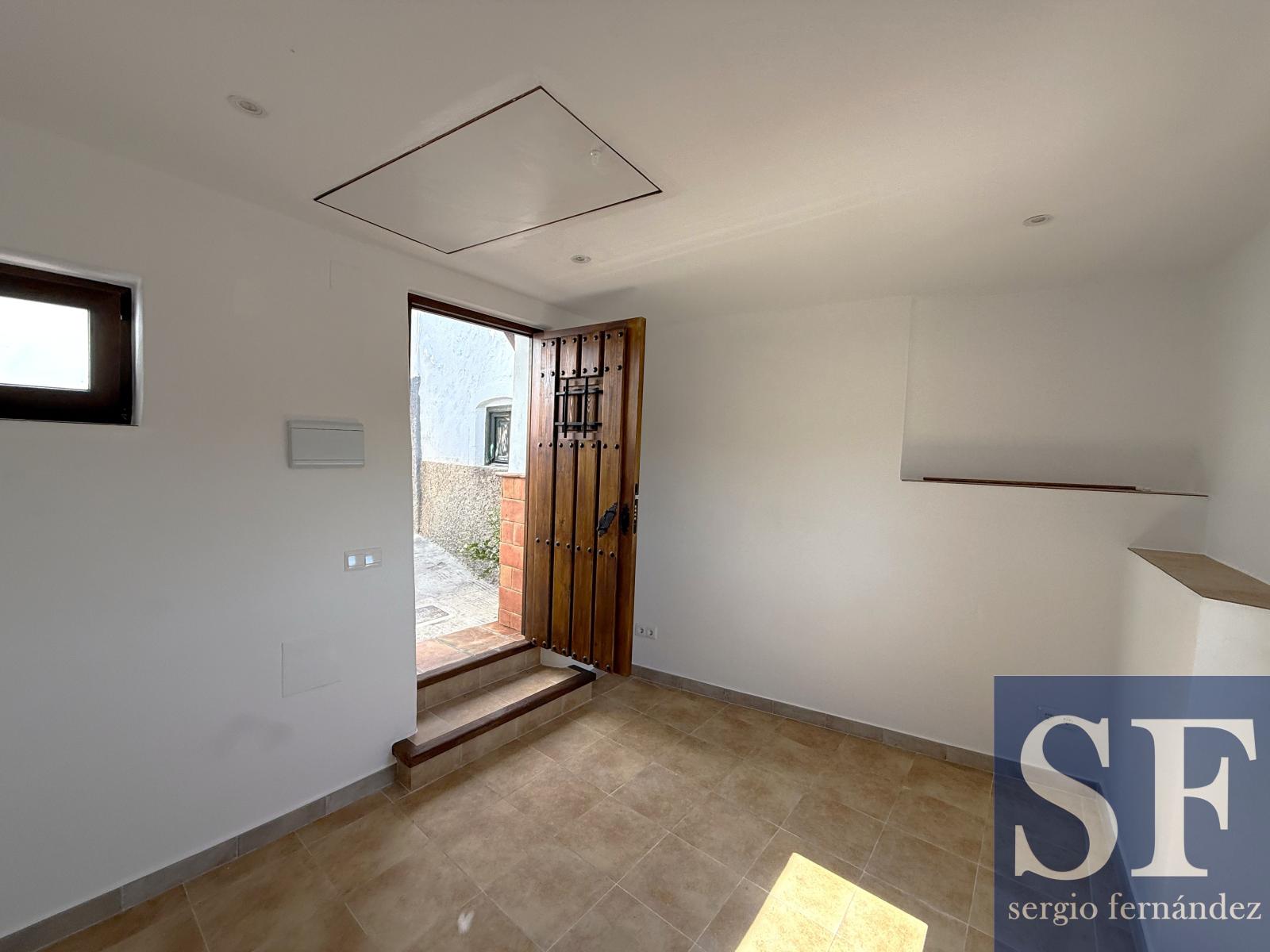 House for Sale in Cómpeta
