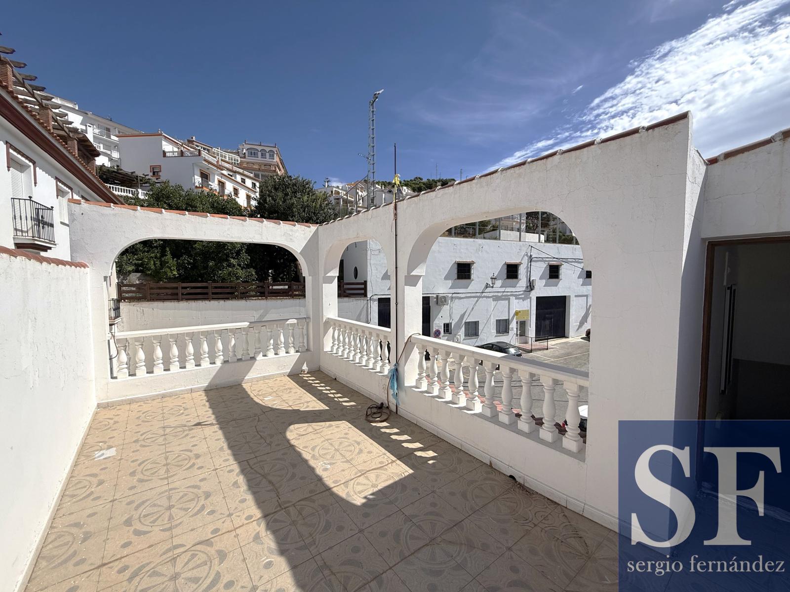 House for Sale in Canillas de Albaida